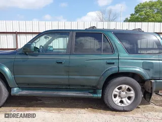 2001 Toyota 4Runner SR5 with VIN JT3GN86R310186434, listed as a IAAI auction lot 41955632 with 206,121 mi miles. Bid and sale history available at carsss.com. Image 14.
