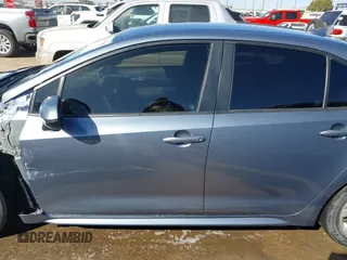 2021 Toyota Corolla LE with VIN JTDEPMAE6MJ117973, listed as a IAAI auction lot 41732795 with 47,026 mi miles. Bid and sale history available at carsss.com. Image 14.