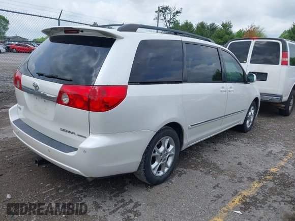 2006 Toyota Sienna XLE with VIN 5TDZA22C36S547762, listed as a IAAI auction lot 42182368 with 166,023 mi miles. Bid and sale history available at carsss.com. Image 4.