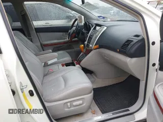 2005 Lexus RX 330 with VIN JTJGA31UX50054571, listed as a IAAI auction lot 42193763 with 215,321 mi miles. Bid and sale history available at carsss.com. Image 5.