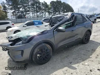 2021 Ford Escape SE with VIN 1FMCU0G65MUB10435, listed as a Copart auction lot 51562635 with 58,511 mi miles and Salvage title. Bid and sale history available at DreamBid. Image 1.
