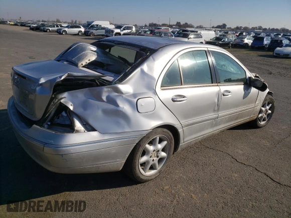 2002 Mercedes-Benz C 230/260/280/320 with VIN WDBRF64J72F250149, listed as a Copart auction lot 82633084 with Not Provided miles and Salvage Title. Bid and sale history available at DreamBid. Image 3.
