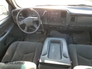 2004 Chevrolet Silverado 1500 Z71 with VIN 1GCEK19T34E322434, listed as a Copart auction lot 46658885 with 184,337 mi miles and Salvage Title. Bid and sale history available at DreamBid. Image 8.