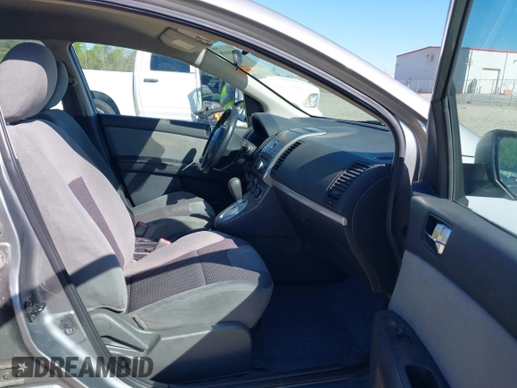 2010 Nissan Sentra 2.0 with VIN 3N1AB6AP1AL724638, listed as a IAAI auction lot 42054690 with 247,954 mi miles and . Bid and sale history available at DreamBid. Image 5.