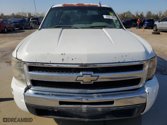 2011 Chevrolet Silverado 1500 LS with VIN 3GCPCREA6BG401823, listed as a Copart auction lot 85813824 with 147,882 mi miles and Clean Title. Bid and sale history available at carsss.com. Image 5.