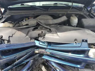 2006 Chevrolet Suburban Z71 with VIN 1GNFK16Z16J171303, listed as a Copart auction lot 61349645 with 158,488 mi miles and Salvage title. Bid and sale history available at DreamBid. Image 12.