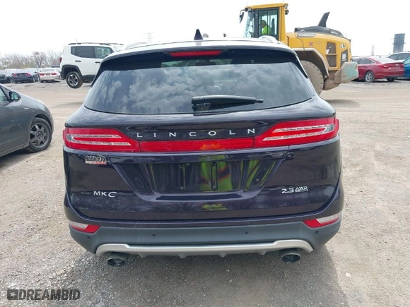 2015 Lincoln MKC with VIN 5LMTJ2AH5FUJ20686, listed as a IAAI auction lot 42037069 with 134,122 mi miles. Bid and sale history available at carsss.com. Image 16.