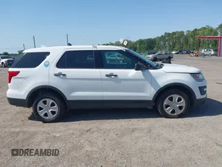 2017 Ford Police Interceptor Utility z VIN 1FM5K8ARXHGB93123, wystawiony jako IAAI lot #42276763 z przebiegiem 69 136 mil mil oraz . Historia ofert i sprzedaży dostępna na DreamBid. Obrazek 13.