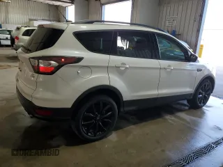 2017 Ford Escape SE with VIN 1FMCU9GD8HUA02240, listed as a Copart auction lot 55027345 with 75,468 mi miles and Salvage Title. Bid and sale history available at DreamBid. Image 3.
