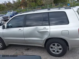 2007 Toyota Highlander with VIN JTEHP21A970208191, listed as a IAAI auction lot 41339775 with 141,496 mi miles. Bid and sale history available at carsss.com. Image 14.