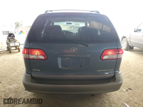2002 Toyota Sienna LE with VIN 4T3ZF13C92U438886, listed as a Copart auction lot 49158085 with 144,706 mi miles and Salvage Title. Bid and sale history available at carsss.com. Image 6.