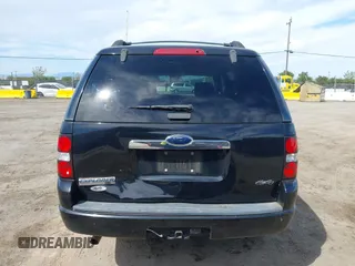 2008 Ford Explorer XLT with VIN 1FMEU73E78UA98826, listed as a IAAI auction lot 42018745 with 154,823 mi miles. Bid and sale history available at carsss.com. Image 6.