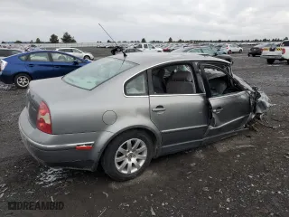 2003 Volkswagen Passat GLS with VIN WVWPD63B63P033986, listed as a Copart auction lot 43545515 with 0 mi miles and Salvage Title. Bid and sale history available at carsss.com. Image 3.