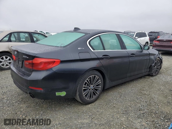 2019 BMW 5 Series 530e with VIN WBAJA9C51KB398689, listed as a Copart auction lot 45586425 with 61,866 mi miles and Salvage title. Bid and sale history available at DreamBid. Image 3.
