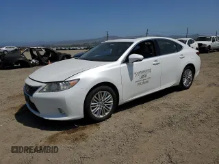 2013 Lexus ES 4dr Sdn with VIN JTHBK1GG6D2013808, listed as a Copart auction lot 53986165 with 128,857 mi miles and Clean Title. Bid and sale history available at carsss.com. Image 1.