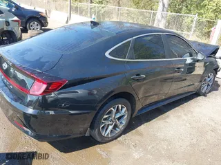2020 Hyundai Sonata SEL with VIN 5NPEF4JA3LH059215, listed as a IAAI auction lot 41813711 with 48,784 mi miles. Bid and sale history available at carsss.com. Image 4.