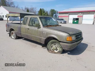 1996 Ford Ranger XL with VIN 1FTCR14U4TTA10829, listed as a IAAI auction lot 42096356 with 164,256 mi miles. Bid and sale history available at carsss.com. Image 1.
