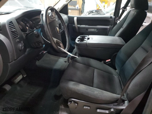 2010 Chevrolet Silverado 1500 LT with VIN 1GCSKSE34AZ265938, listed as a Copart auction lot 49136695 with 165,267 mi miles and Clean Title. Bid and sale history available at carsss.com. Image 7.