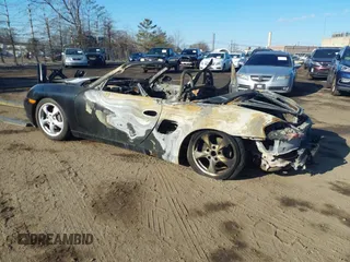 2001 Porsche Boxster with VIN WP0CA29801U627404, listed as a IAAI auction lot 41424965 with 1 mi miles. Bid and sale history available at carsss.com. Image 3.