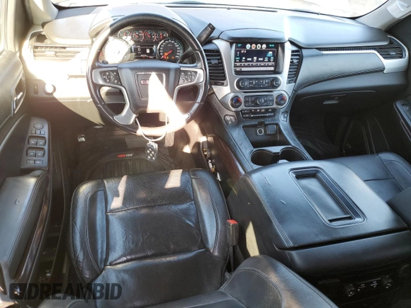 2018 GMC Yukon XL SLT with VIN 1GKS1GKC6JR305624, listed as a Copart auction lot 71157044 with 283,155 mi miles and Salvage Title. Bid and sale history available at carsss.com. Image 8.