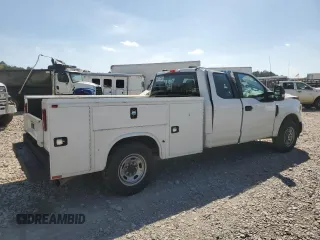 2020 Ford F-250 XL with VIN 1FD7X2A60LEC75735, listed as a Copart auction lot 50137205 with 159,945 mi miles and Salvage title. Bid and sale history available at DreamBid. Image 3.