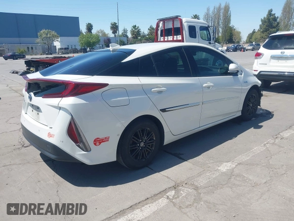 2017 Toyota Prius Plus with VIN JTDKARFP6H3038924, listed as a IAAI auction lot 42028326 with 116,012 mi miles and . Bid and sale history available at DreamBid. Image 4.