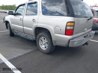 2005 Chevrolet Tahoe LT with VIN 1GNEK13TX5R179282, listed as a IAAI auction lot 42006441 with 245,118 mi miles. Bid and sale history available at carsss.com. Image 3.