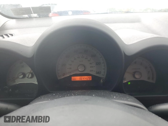 2008 Scion tC Spec z VIN JTKDE167280259526, wystawiony jako Copart lot #57526575 z przebiegiem 164 428 mil mil oraz Szkoda całkowita • Salvage title. Historia ofert i sprzedaży dostępna na DreamBid. Obrazek 9.