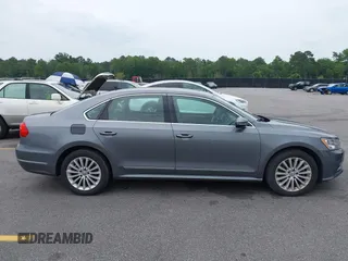 2016 Volkswagen Passat SE z VIN 1VWBT7A36GC007977, wystawiony jako IAAI lot #42433371 z przebiegiem 124 064 mil mil oraz . Historia ofert i sprzedaży dostępna na DreamBid. Obrazek 13.