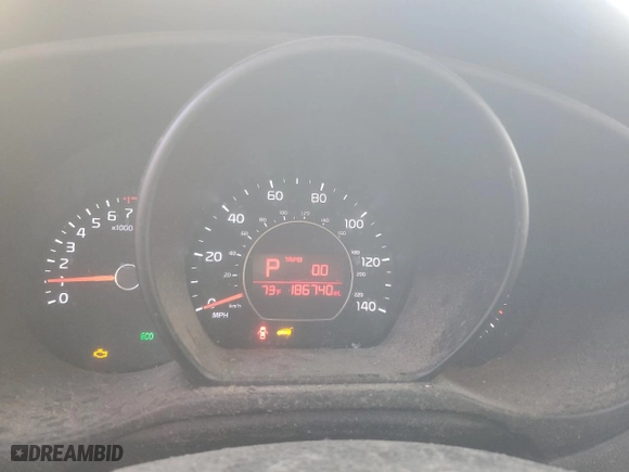 2015 Kia Soul ! with VIN KNDJX3A54F7754353, listed as a Copart auction lot 85390454 with 186,740 mi miles and Clean Title. Bid and sale history available at carsss.com. Image 9.