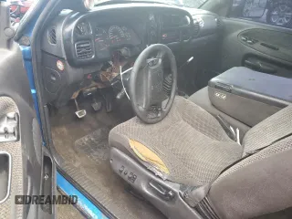 2001 Dodge 2500 with VIN 1B7KF23711J573917, listed as a Copart auction lot 51144335 with 257,686 mi miles and Salvage Title. Bid and sale history available at carsss.com. Image 8.