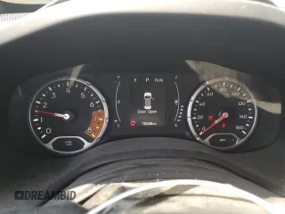 2020 Jeep Renegade Latitude with VIN ZACNJABB2LPL25025, listed as a Copart auction lot 59745345 with 76,988 mi miles and Non repairable. Bid and sale history available at DreamBid. Image 9.