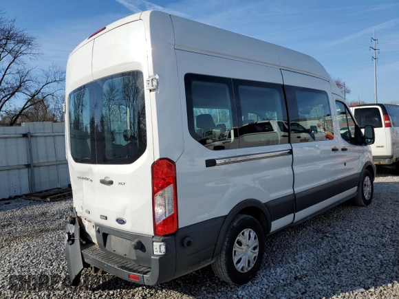 2017 Ford Transit Passenger XL with VIN 1FBAX2XG9HKA16734, listed as a Copart auction lot 44438005 with 34,029 mi miles and Salvage Title. Bid and sale history available at carsss.com. Image 3.