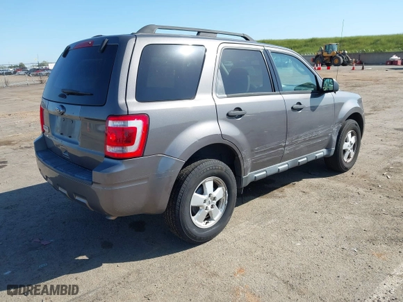 2012 Ford Escape XLT with VIN 1FMCU0D72CKC85247, listed as a IAAI auction lot 41986998 with 176,092 mi miles. Bid and sale history available at carsss.com. Image 4.