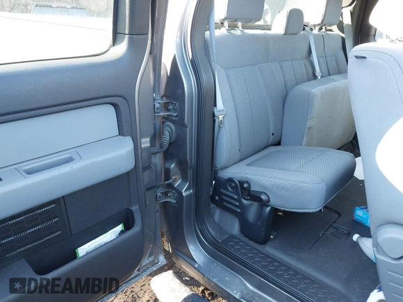 2013 Ford F-150 XL with VIN 1FTFX1EF6DFA07921, listed as a IAAI auction lot 41464223 with 139,949 mi miles and . Bid and sale history available at DreamBid. Image 8.