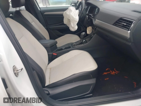2020 Volkswagen Jetta S z VIN 3VWC57BU9LM101169, wystawiony jako IAAI lot #42124913 z przebiegiem 45 863 mil mil oraz . Historia ofert i sprzedaży dostępna na DreamBid. Obrazek 5.