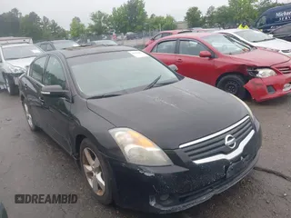 2007 Nissan Altima SE z VIN 1N4BL21E67C224068, wystawiony jako IAAI lot #42362881 z przebiegiem 188 102 mil mil oraz . Historia ofert i sprzedaży dostępna na DreamBid. Obrazek 1.
