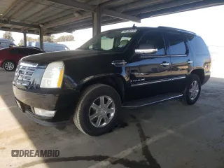 2007 Cadillac Escalade with VIN 1GYFK638X7R199504, listed as a Copart auction lot 50198375 with 150,830 mi miles and Clean Title. Bid and sale history available at carsss.com. Image 1.