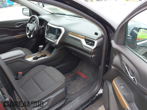 2019 GMC Acadia SLE with VIN 1GKKNKLA9KZ150282, listed as a IAAI auction lot 41946910 with 105,831 mi miles. Bid and sale history available at carsss.com. Image 5.