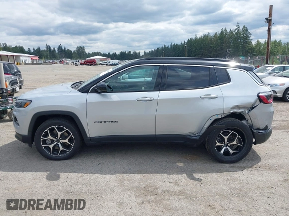 2025 Jeep Compass Limited with VIN 3C4NJDCNXST579277, listed as a IAAI auction lot 42544071 with 182 mi miles and . Bid and sale history available at DreamBid. Image 14.