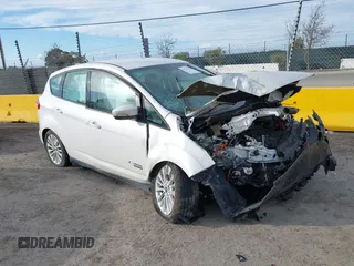 2017 Ford C-Max Energi SE with VIN 1FADP5EU6HL105812, listed as a IAAI auction lot 41719203 with 99,169 mi miles. Bid and sale history available at carsss.com. Image 1.