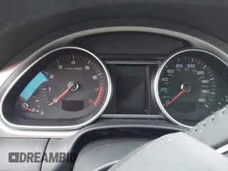 2015 Audi Q7 3.0T Premium Plus with VIN WA1LGAFE7FD013891, listed as a IAAI auction lot 41819325 with 999,999 mi miles. Bid and sale history available at carsss.com. Image 14.