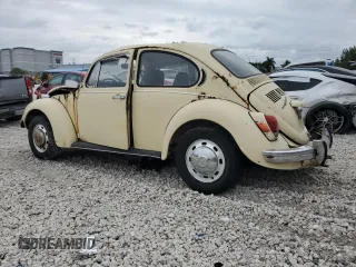 1972 Volkswagen Beetle with VIN 1122366114, listed as a Copart auction lot 88945345 with 240,018 mi miles and Clean Title. Bid and sale history available at DreamBid. Image 2.