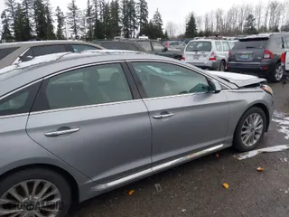 2015 Hyundai Sonata 2.4L Sport with VIN 5NPE34AF1FH076863, listed as a IAAI auction lot 41458535 with 168,605 mi miles. Bid and sale history available at carsss.com. Image 13.