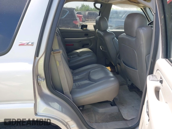 2005 Chevrolet Tahoe Z71 with VIN 1GNEC13T65R162332, listed as a IAAI auction lot 42058892 with 271,775 mi miles and . Bid and sale history available at DreamBid. Image 8.