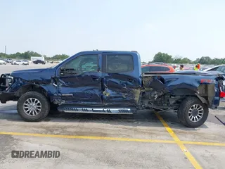 2020 Ford F-250 XL z VIN 1FT7W2BT5LEE94346, wystawiony jako IAAI lot #42275263 z przebiegiem 123 343 mil mil oraz . Historia ofert i sprzedaży dostępna na DreamBid. Obrazek 14.