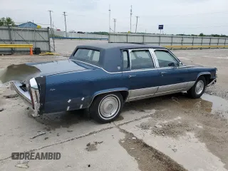 1990 Cadillac Brougham z VIN 1G6DW54Y9LR710711, wystawiony jako Copart lot #57469165 z przebiegiem Nie podano mil oraz Nie do naprawy • Non repairable. Historia ofert i sprzedaży dostępna na DreamBid. Obrazek 3.