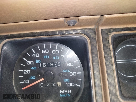 1995 Jeep Wrangler S with VIN 1J4FY19P0SP262341, listed as a IAAI auction lot 41672136 with 161,979 mi miles. Bid and sale history available at carsss.com. Image 7.