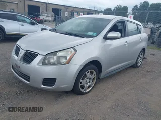 2009 Pontiac Vibe 1SB с VIN 5Y2SL67019Z403809, выставлен на аукционе IAAI как лот 42823402 с пробегом 168 130 миль миль и . История ставок и продаж доступна на DreamBid. Изображение 2.
