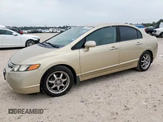 2008 Honda Civic LX z VIN 1HGFA16518L017336, wystawiony jako Copart lot #57456485 z przebiegiem 111 452 mil mil oraz Szkoda całkowita • Salvage title. Historia ofert i sprzedaży dostępna na DreamBid. Obrazek 1.